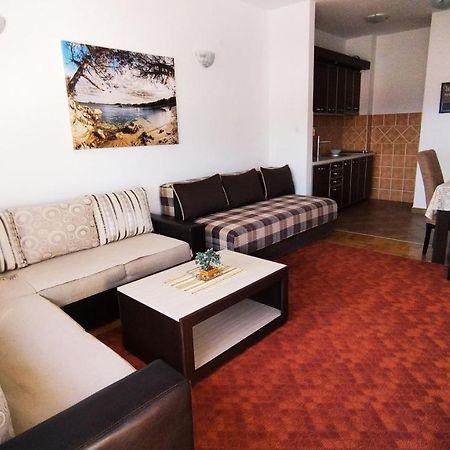 Rakocevic Apartments Petrovac Екстер'єр фото