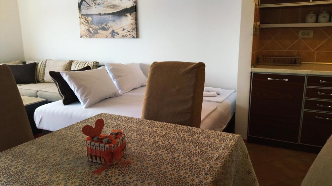 Rakocevic Apartments Petrovac Екстер'єр фото
