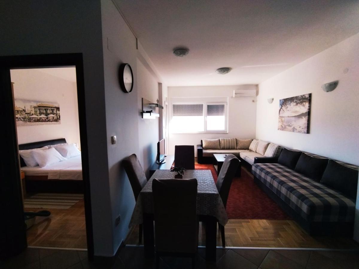 Rakocevic Apartments Petrovac Екстер'єр фото
